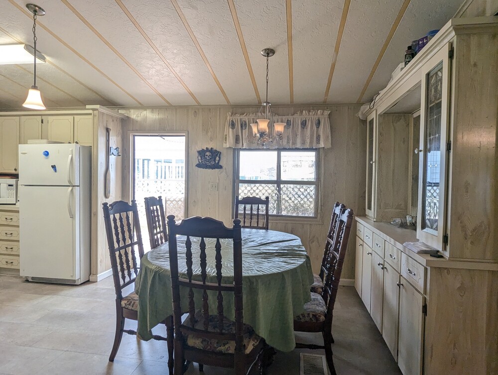 Strawberry Ridge Village