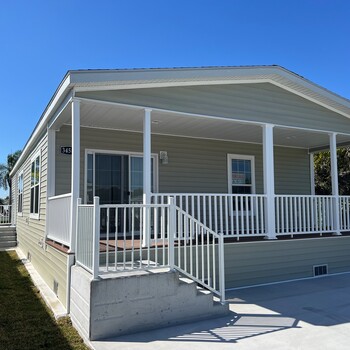 Thumbnail of mobile home