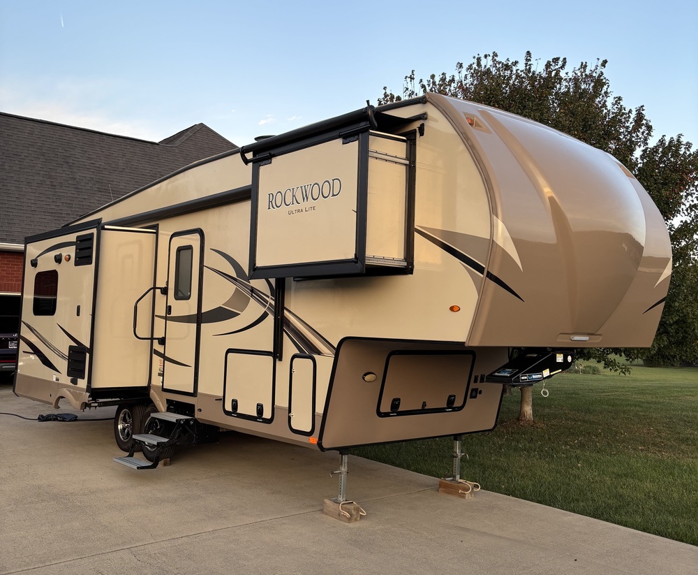 Photo of Rv
