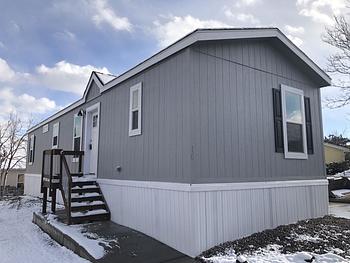 Thumbnail of mobile home