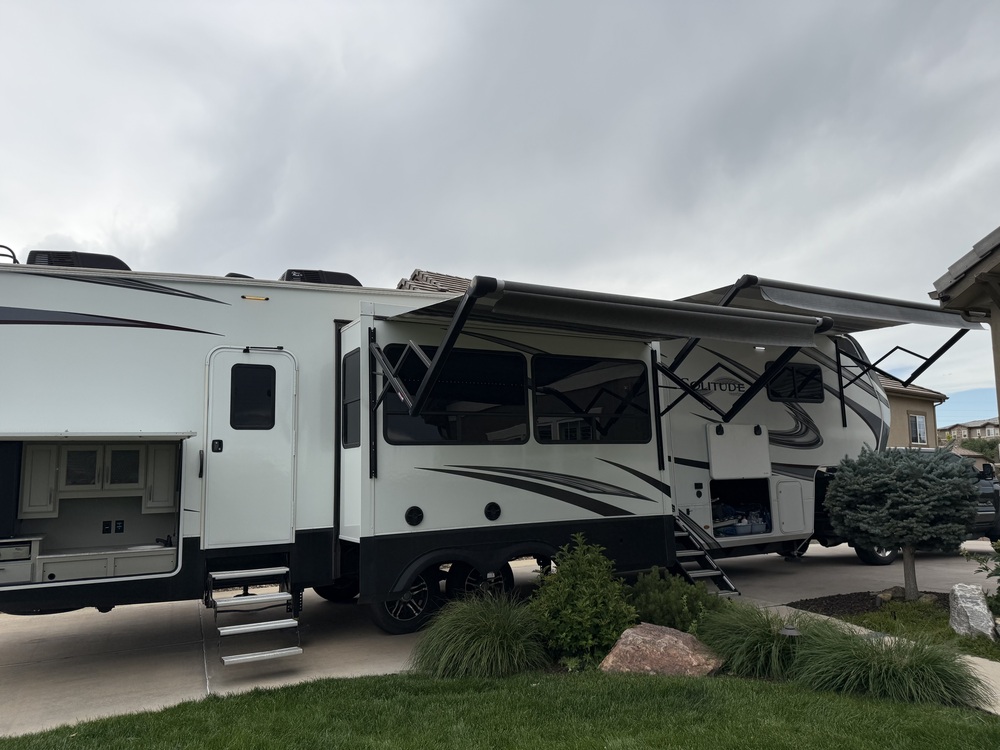 Photo of Rv