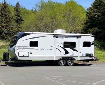 Thumbnail of RV
