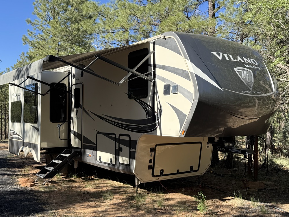 Photo of Rv
