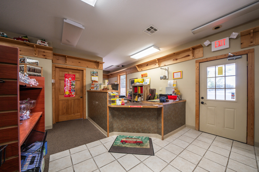 Office/store.
