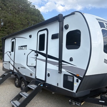 Thumbnail of RV