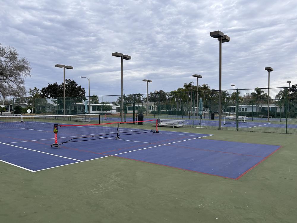 Camelot Lakes Village