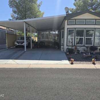 Thumbnail of mobile home