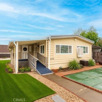 Thumbnail of mobile home