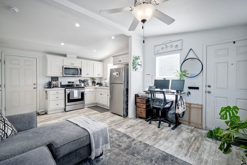Photo of Mobile Home