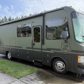 Thumbnail of RV