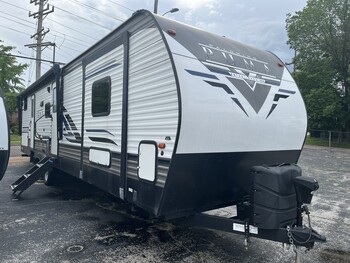 Thumbnail of RV
