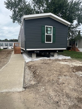 Thumbnail of mobile home
