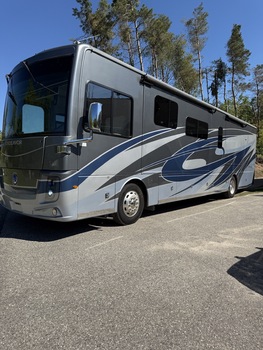 Thumbnail of RV
