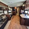 RV for Sale: 2016 Rockwood Ultra V Series - Emerald Series 2715VS