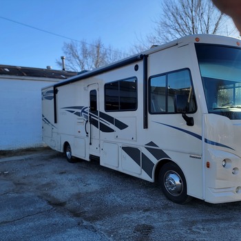 Thumbnail of RV