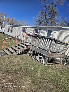 Thumbnail of mobile home