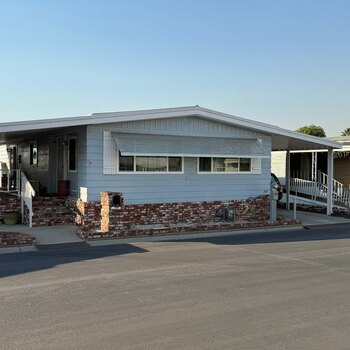 Thumbnail of mobile home