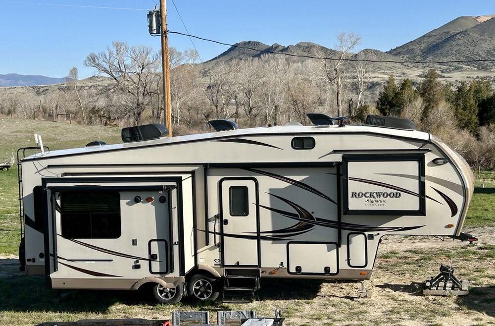 Photo of Rv