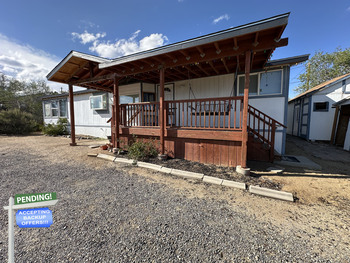Photo of 335 Gerdes Ave | Fireplace! PENDING!