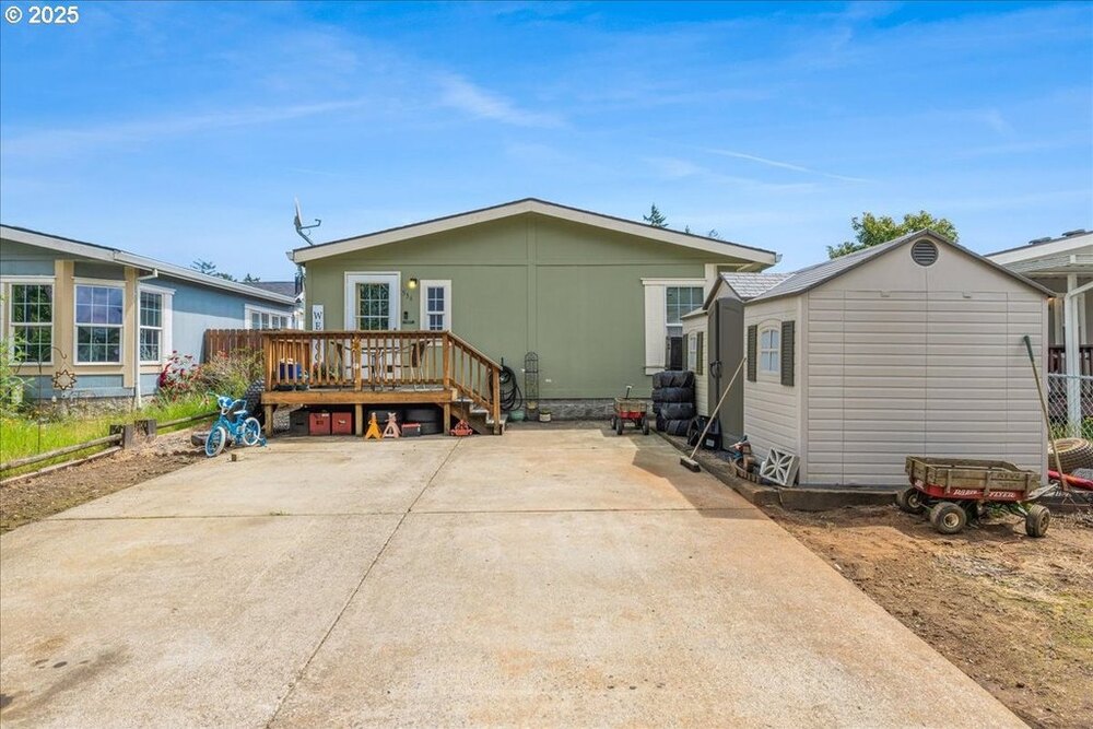 Photo of Mobile Home