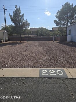 Thumbnail of mobile home lot