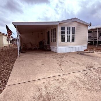 Thumbnail of mobile home