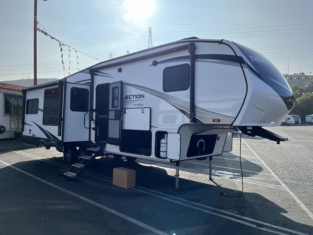 Photo of Rv