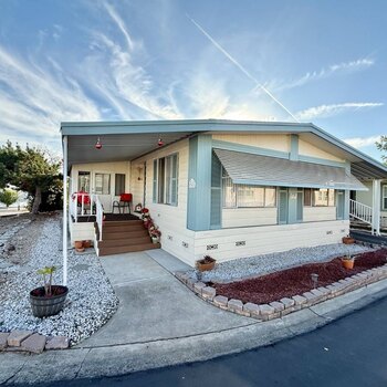 Thumbnail of mobile home