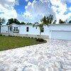 Mobile Home for Sale: 3 Bed, 2 Bath Home At Camelot Lakes Village, Sarasota, FL