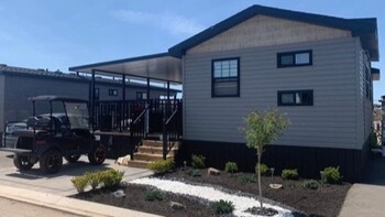 Thumbnail of mobile home