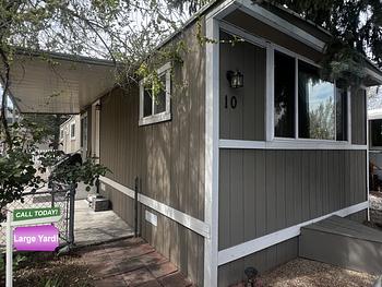 Thumbnail of mobile home