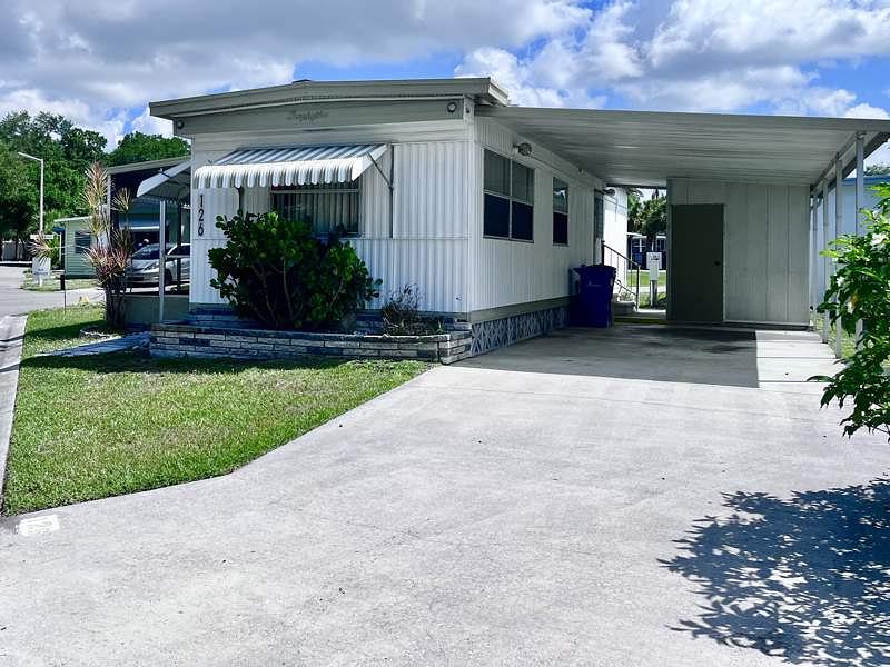 Photo of Mobile Home