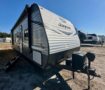Thumbnail of RV