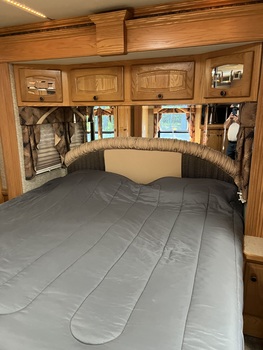 Thumbnail of RV