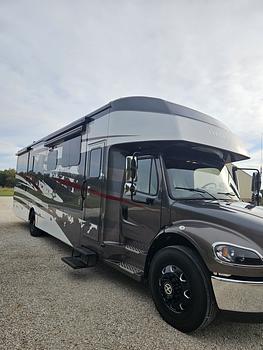 Thumbnail of RV