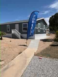 Thumbnail of mobile home