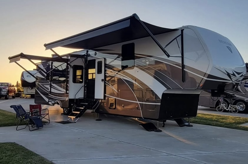 Photo of Rv