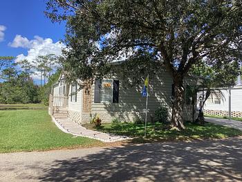 Thumbnail of mobile home