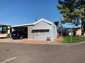 Thumbnail of mobile home