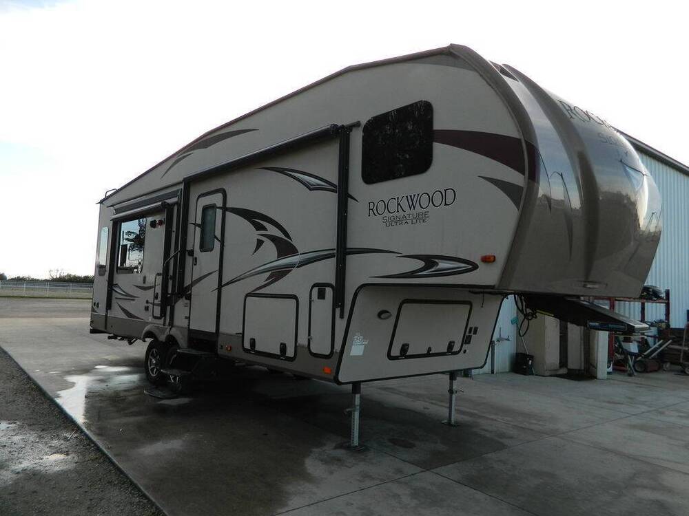 Photo of Rv