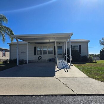 Thumbnail of mobile home