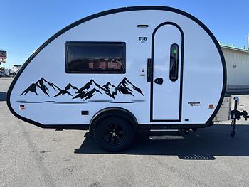 Thumbnail of RV