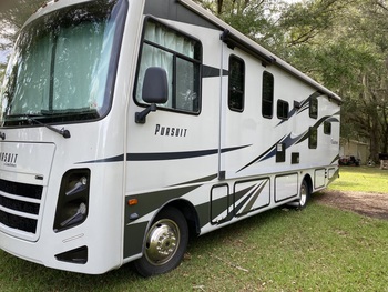 Thumbnail of RV