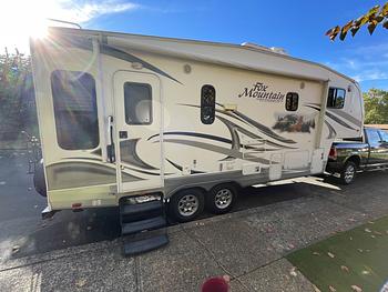 Thumbnail of RV