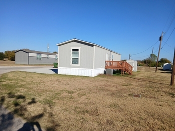 Thumbnail of mobile home