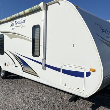 Thumbnail of RV
