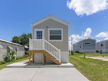 Thumbnail of mobile home