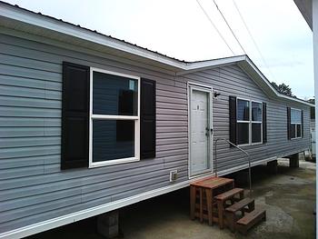 Thumbnail of mobile home