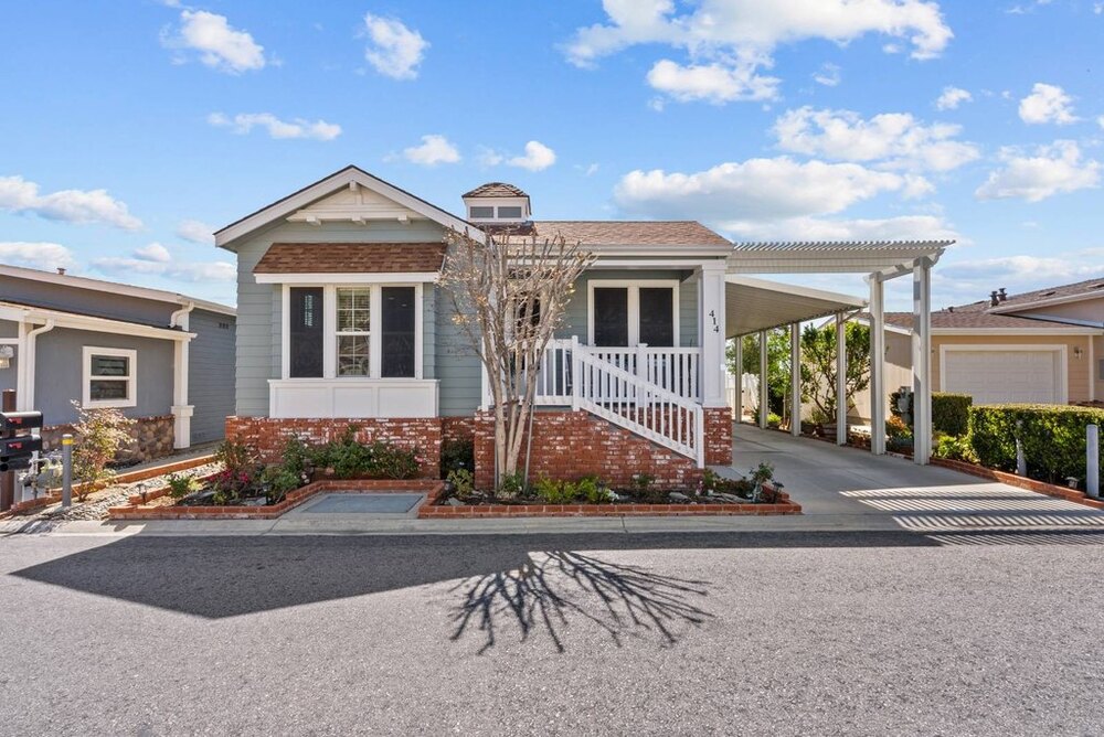 Photo of Mobile Home