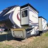 RV for Sale: 2017 VILANO 365 RL